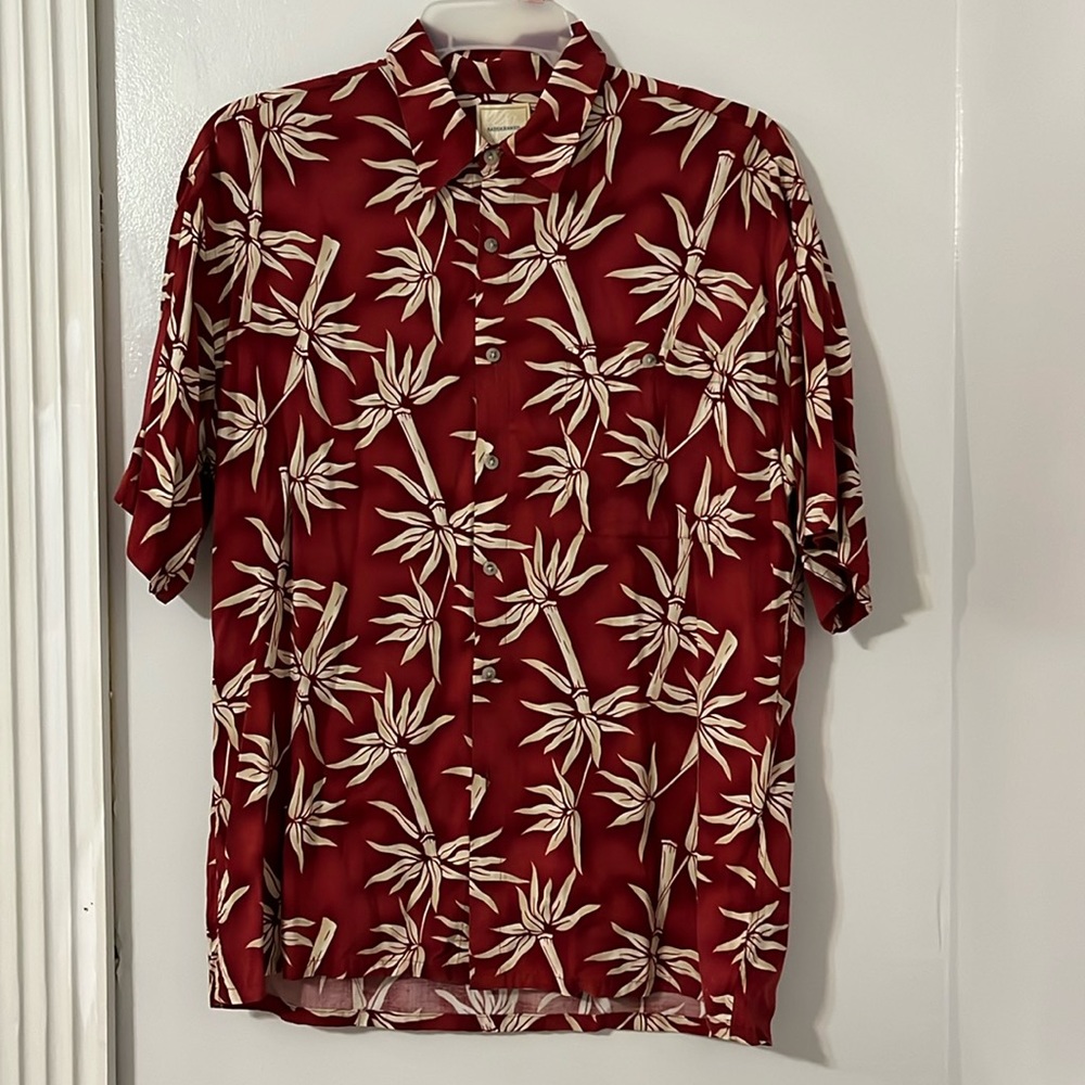 Saddlebread Hawaiian 100% rayon bamboo print man shirt size L